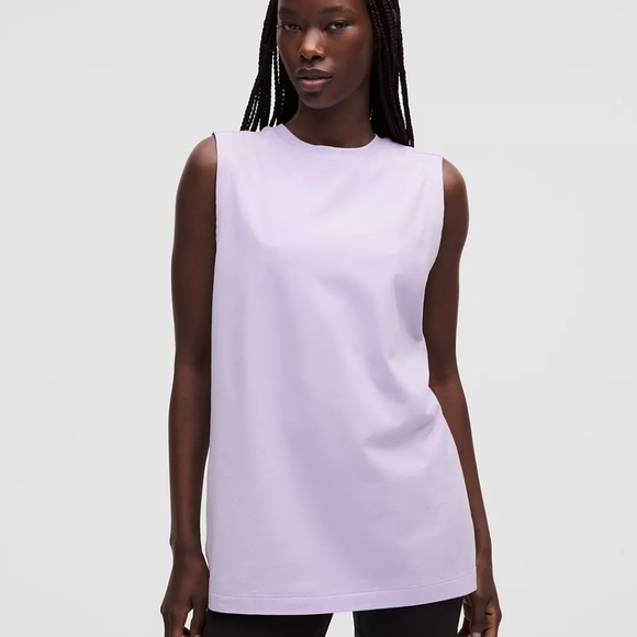 Lavender Sleeveless Women's Top - Picture 1 of 3